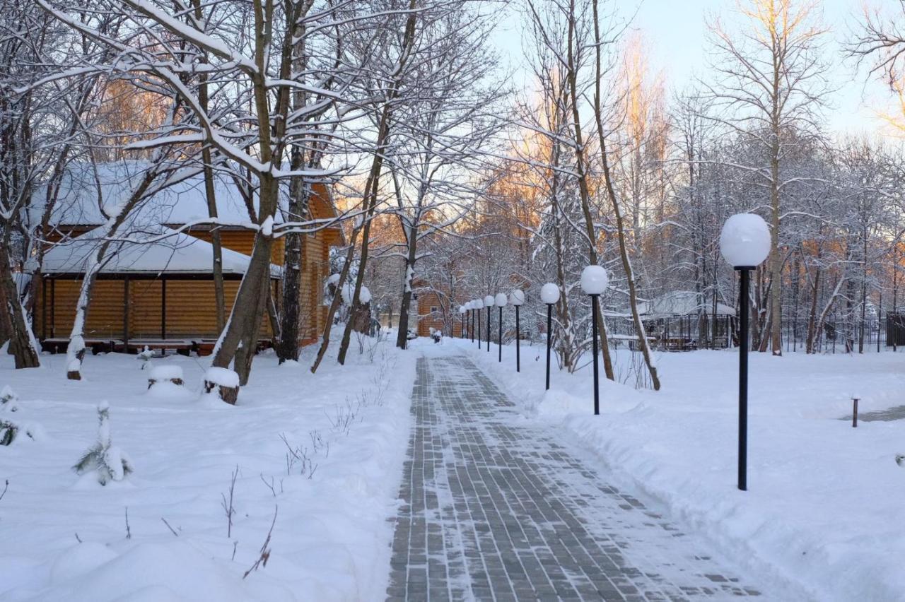 Hotel Edem Orechovo-Zoejevo Buitenkant foto